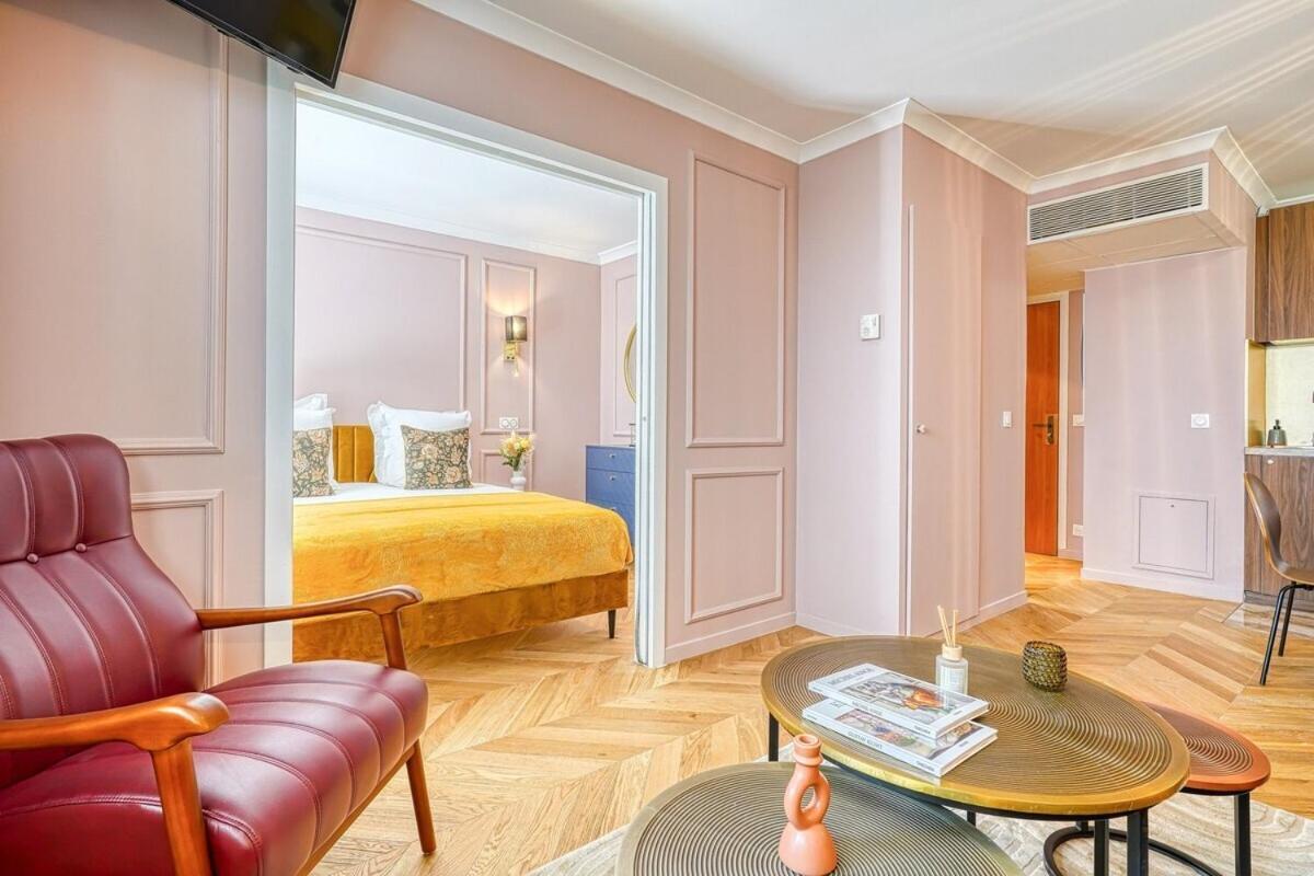 Melody Suite In Paris Courbevoie Luaran gambar
